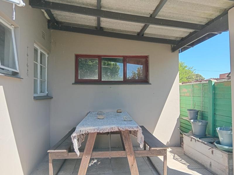 3 Bedroom Property for Sale in Albertinia Western Cape